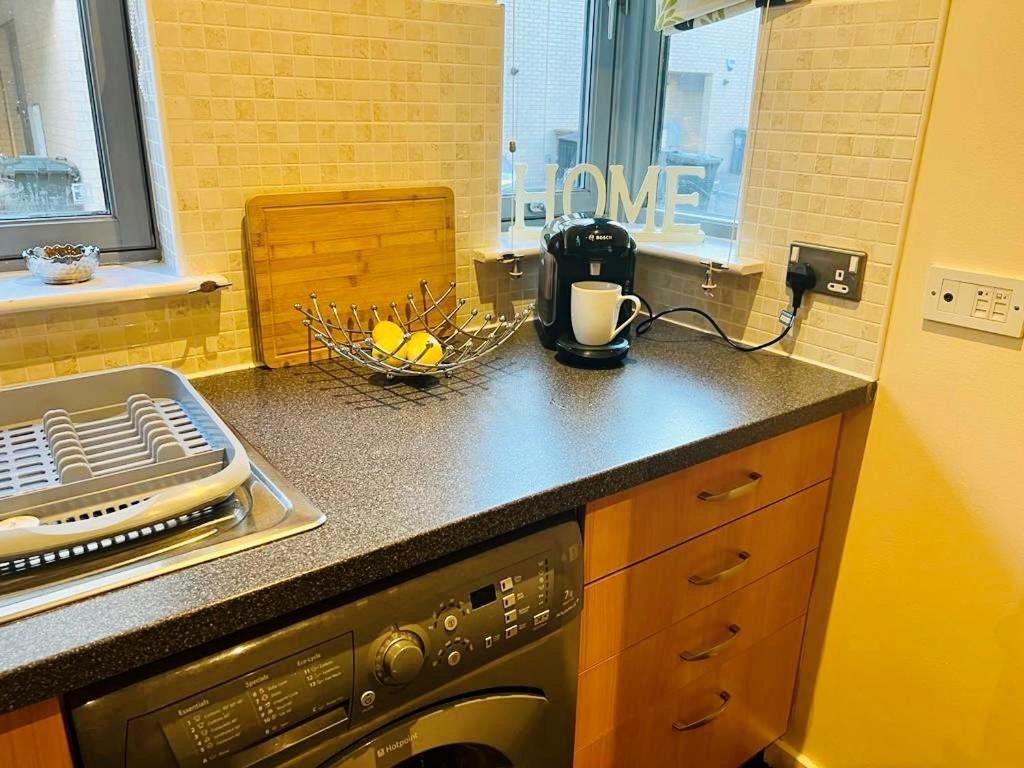 Apartmán Cakemuir Detached House, 3 Bed, Free Parking &Private Garden EDI Exteriér fotografie